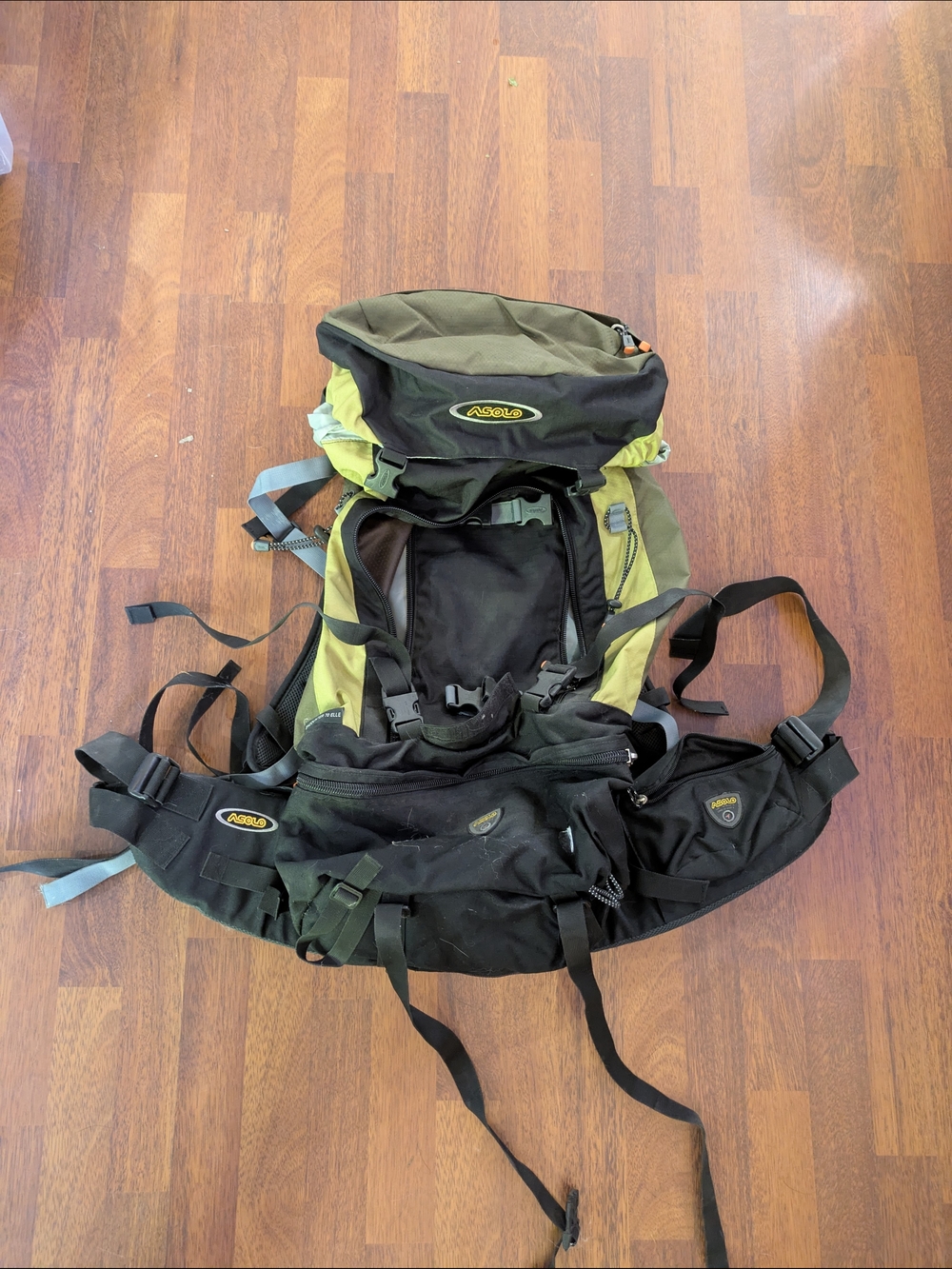 Outdoor Hiking Backpack - Olive Green/Black